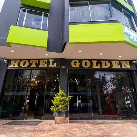 Ayenda 1063 Golden Hotel Богота Екстериор снимка