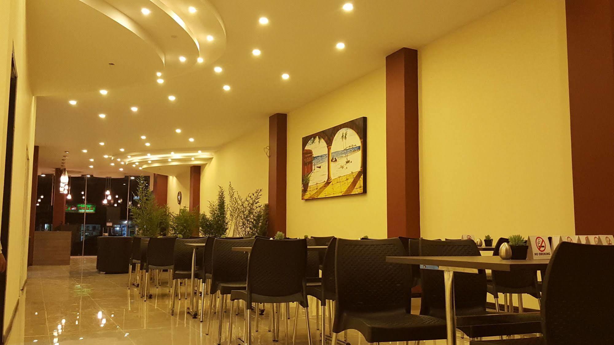 Ayenda 1063 Golden Hotel Богота Екстериор снимка