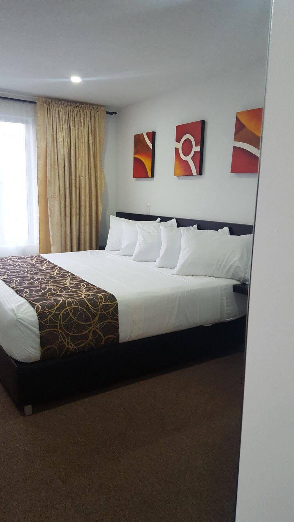 Ayenda 1063 Golden Hotel Богота Екстериор снимка